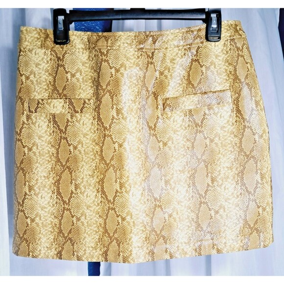 Honey Punch Gold Snake Print Faux Leather Zip Mini Skirt Womens Large - Picture 4 of 9
